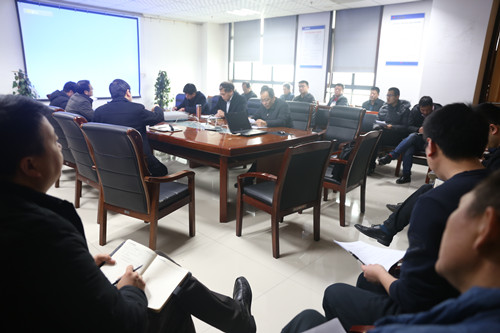 天工公司認(rèn)真?zhèn)鬟_(dá)陜煤集團(tuán)2018年“兩會”精神