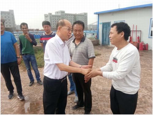 陜煤建設(shè)掘進(jìn)公司:曹家灘項(xiàng)目部喜迎甲方防暑慰問組