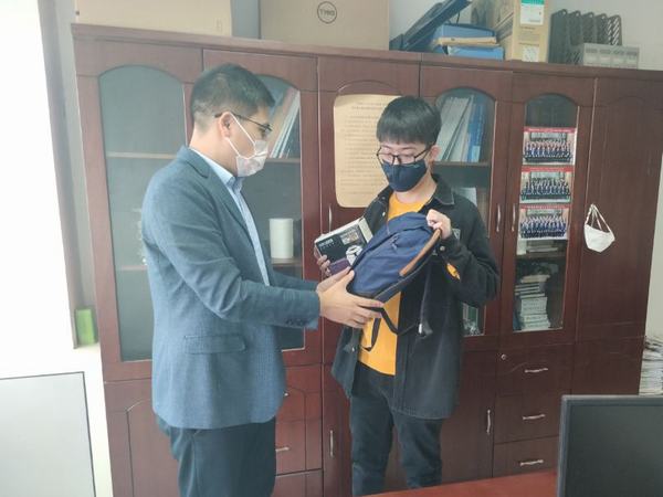 陜煤建設(shè)礦建二公司工會(huì)開(kāi)展新入職員工關(guān)愛(ài)活動(dòng)