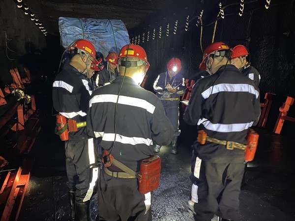 陜煤建設(shè)韓城分公司安裝三項(xiàng)目部:學(xué)黨史 助安全 激發(fā)奮斗熱情