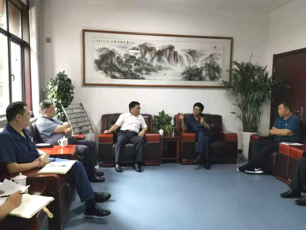 王明智、王寧赴陜鋼集團龍鋼公司座談交流