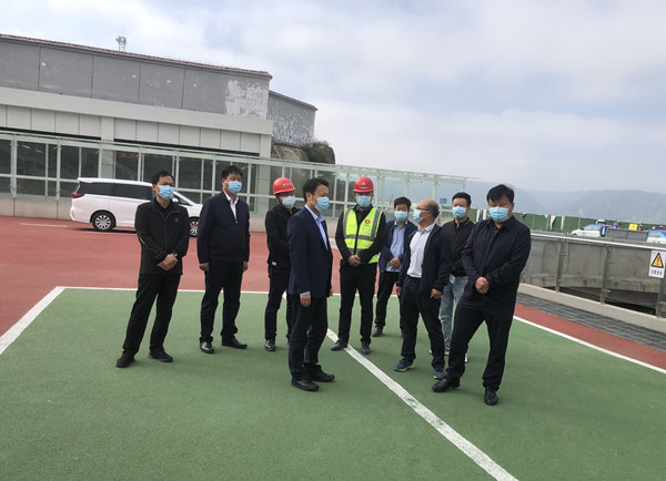 彬州市市長陳加寶、副市長馮永勝蒞臨銀西高鐵彬州站前廣場項目調(diào)研指導(dǎo)