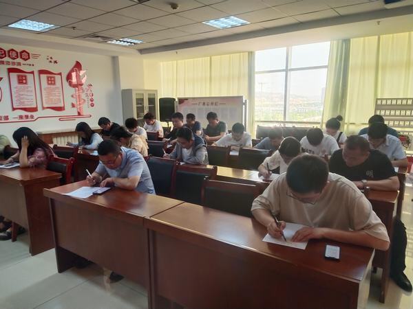 陜煤建設(shè)煤礦運營服務(wù)分公司:掀學習熱潮厚植企業(yè)廉潔根基