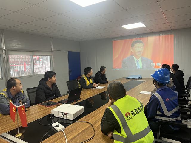 陜煤建設(shè)銅煤公司:各基層項目部黨支部掀起學(xué)習(xí)宣傳貫徹黨的二十大精神熱潮