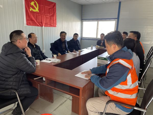 陜煤建設(shè)天工公司新疆第一項目部：召開座談會，青年員工士氣高