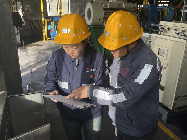 陜煤建設(shè)洗選煤運(yùn)營(yíng)公司紅柳林洗煤廠(chǎng)運(yùn)營(yíng)項(xiàng)目部黨支部：“黨建+安全”深度融合 打好安全生產(chǎn)“組合拳”