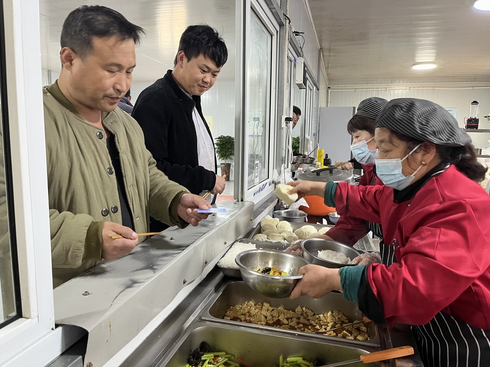 陜煤建設礦建三公司：冬季施工“有溫度”，后勤保障“暖人心”