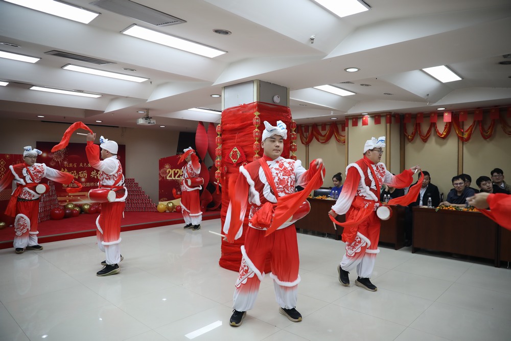 陜煤建設路橋分公司開展“話安全、慶元旦、迎新春”游藝聯(lián)歡會