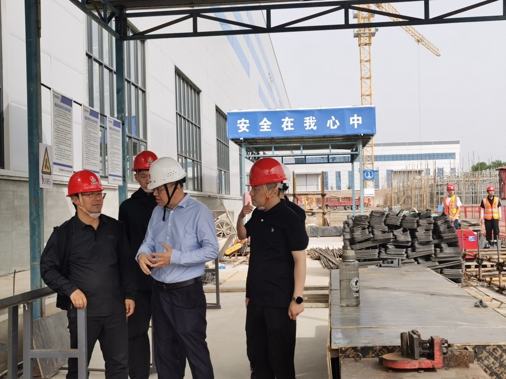 劉保江赴漢中分公司藍山重工產(chǎn)研基地項目開展節(jié)前安全生產(chǎn)綜合檢查